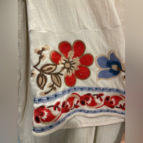 Johnny Was Cream Cardigan with Red and Blue Floral Embroidery-Limited Edition - Picture 9 of 11